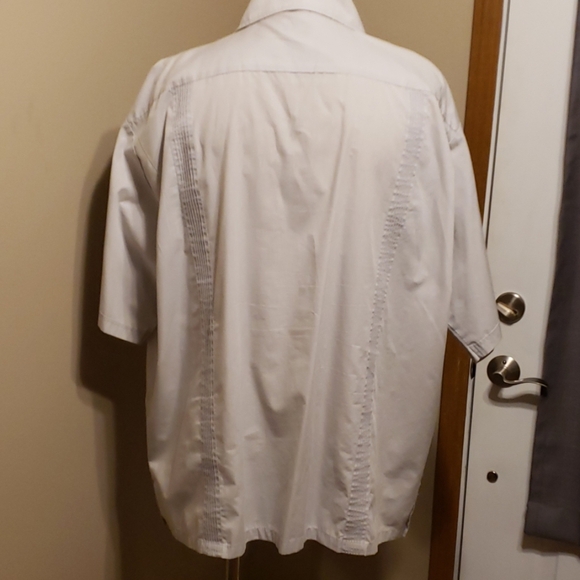 Cubana style grey and silver 4xl short sleeve - Picture 4 of 5